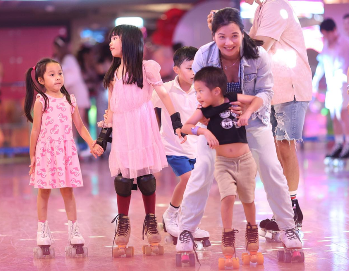 bun's 2020 indoor activities hong kong rainy day raining roller skating 