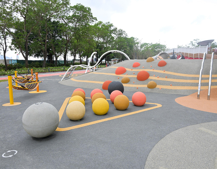 Hoi Fan Road Park playground