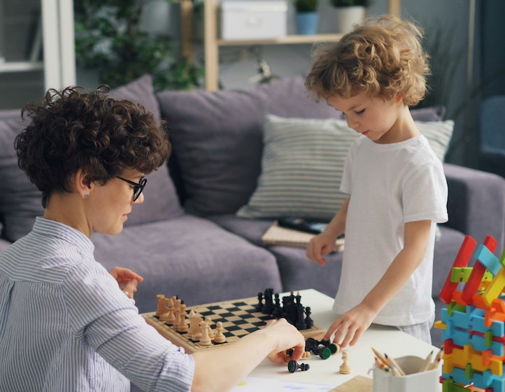 playing chess with kids